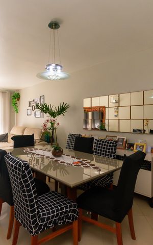 Casa de condomínio à venda com 163m², 3 quartos e 3 vagas Casa de condomínio à venda com 163m², 3 quartos e 3 vagasSala
