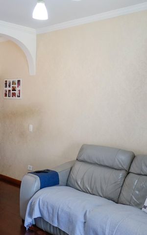 Casa à venda com 208m², 4 quartos e 2 vagas Casa à venda com 208m², 4 quartos e 2 vagasSala