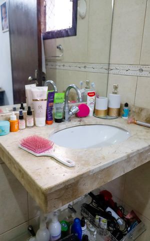 Casa à venda com 208m², 4 quartos e 2 vagas Casa à venda com 208m², 4 quartos e 2 vagasBanheiro Social 1
