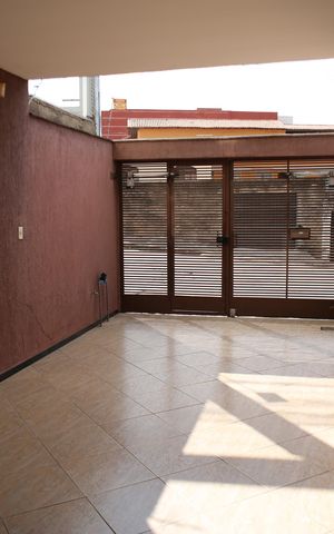Casa à venda com 176m², 3 quartos e 2 vagasArea comum