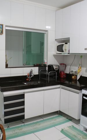 Casa à venda com 176m², 3 quartos e 2 vagasCozinha