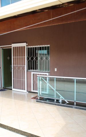 Casa à venda com 176m², 3 quartos e 2 vagasArea comum