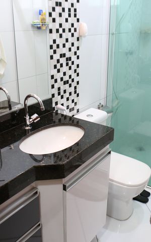 Casa à venda com 176m², 3 quartos e 2 vagasBanheiro/Suite