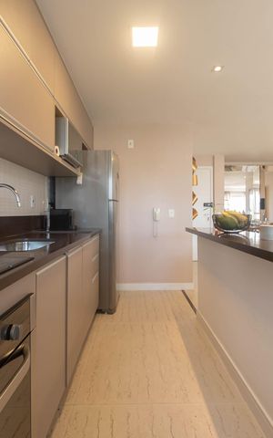 Apartamento para alugar com 92m², 2 quartos e 2 vagasCozinha