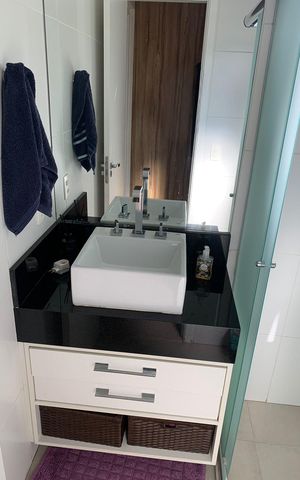 Apartamento à venda com 62m², 2 quartos e 1 vaga Apartamento à venda com 62m², 2 quartos e 1 vagaBanheiro 1
