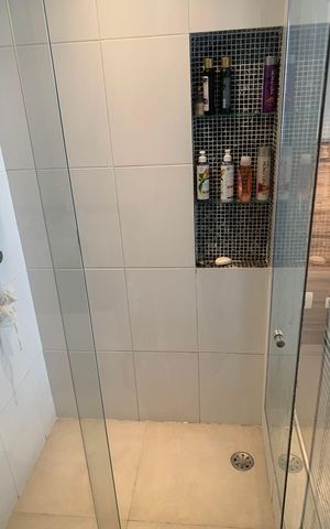 Apartamento à venda com 62m², 2 quartos e 1 vaga Apartamento à venda com 62m², 2 quartos e 1 vagaBanheiro 2