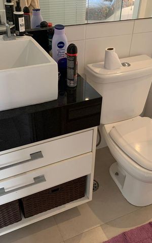 Apartamento à venda com 62m², 2 quartos e 1 vaga Apartamento à venda com 62m², 2 quartos e 1 vagaBanheiro 2