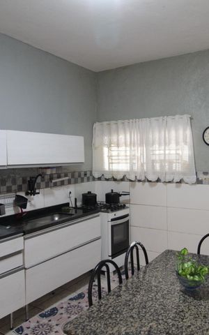 Casa à venda com 170m², 5 quartos e 2 vagasCozinha