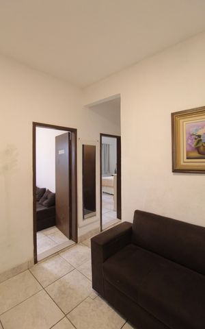 Casa à venda com 170m², 5 quartos e 2 vagasSala