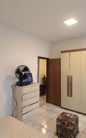 Casa à venda com 170m², 5 quartos e 2 vagasQuarto 2