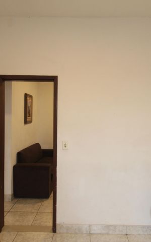Casa à venda com 170m², 5 quartos e 2 vagasSala