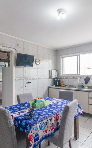 Apartamento à venda com 140m², 3 quartos e sem vagaCozinha