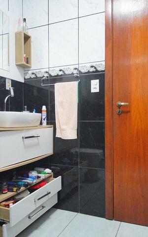 Casa à venda com 149m², 3 quartos e 3 vagasBanheiro da Suíte