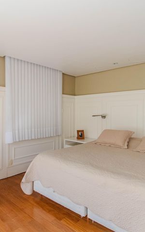 Casa de condomínio à venda com 559m², 3 quartos e 4 vagas Casa de condomínio à venda com 559m², 3 quartos e 4 vagasSuíte 2