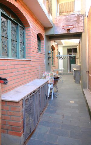 Casa à venda com 200m², 3 quartos e 3 vagasÁrea Externa
