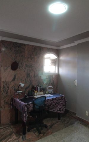 Casa à venda com 1860m², 5 quartos e 8 vagasEscritório da Suite 1