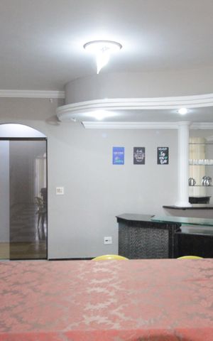 Casa à venda com 1860m², 5 quartos e 8 vagasSala 3