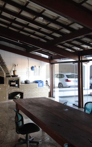 Casa à venda com 1860m², 5 quartos e 8 vagasÁrea Gourmet