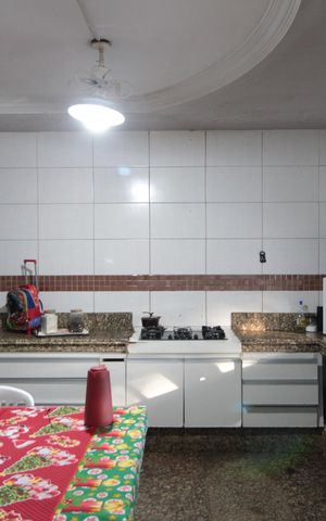 Casa à venda com 1860m², 5 quartos e 8 vagasCozinha