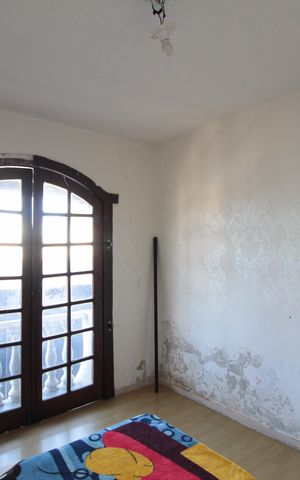 Casa à venda com 1860m², 5 quartos e 8 vagasQuarto