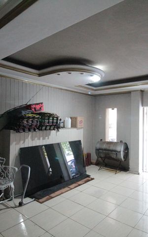 Casa à venda com 1860m², 5 quartos e 8 vagasAcademia