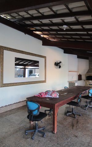Casa à venda com 1860m², 5 quartos e 8 vagasÁrea Gourmet