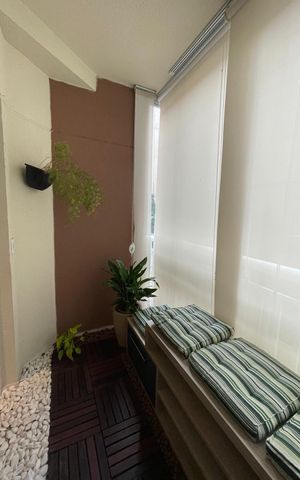 Apartamento à venda com 72m², 3 quartos e 1 vaga Apartamento à venda com 72m², 3 quartos e 1 vagaVaranda