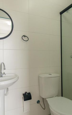 Apartamento para alugar com 52m², 2 quartos e 1 vaga Apartamento para alugar com 52m², 2 quartos e 1 vagaBanheiro da Suite
