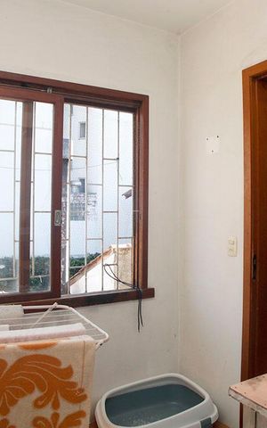 Casa à venda com 150m², 4 quartos e 1 vagaEscritório