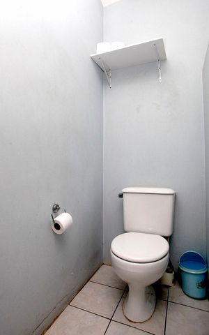 Casa à venda com 150m², 4 quartos e 1 vagaBanheiro 3