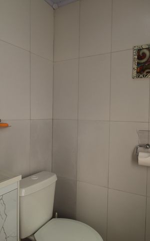 Casa à venda com 180m², 2 quartos e 1 vagaQuintal - Banheiro