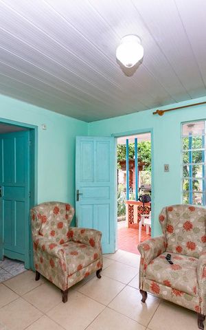Casa à venda com 360m², 3 quartos e 4 vagasSala 1