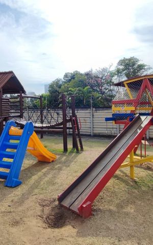 Apartamento para alugar com 43m², 2 quartos e 1 vaga Apartamento para alugar com 43m², 2 quartos e 1 vagaÁrea comum - Playground