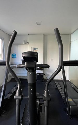 Apartamento à venda com 89m², 2 quartos e 2 vagas Apartamento à venda com 89m², 2 quartos e 2 vagasÁrea comum - Academia