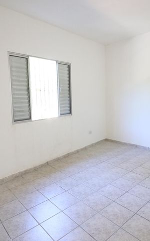 Casa para alugar com 90m², 2 quartos e 2 vagasQuarto 2