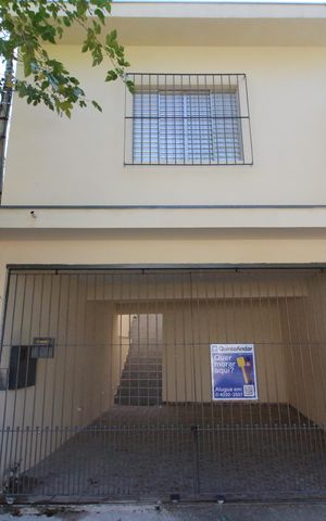 Casa para alugar com 90m², 2 quartos e 2 vagasPlaca