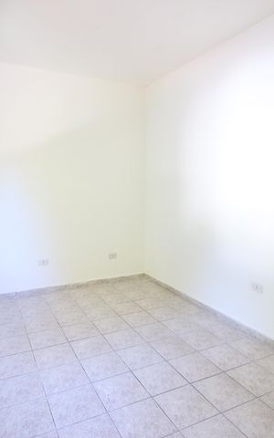 Casa para alugar com 90m², 2 quartos e 2 vagasQuarto 2