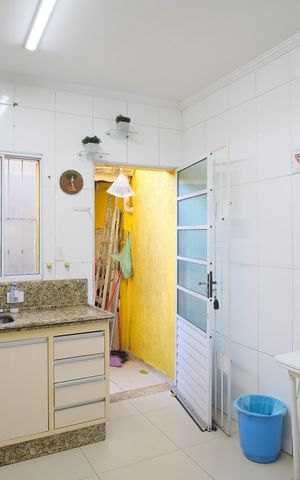 Casa à venda com 240m², 3 quartos e 2 vagasCozinha