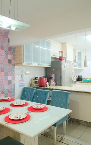 Casa à venda com 240m², 3 quartos e 2 vagasCopa