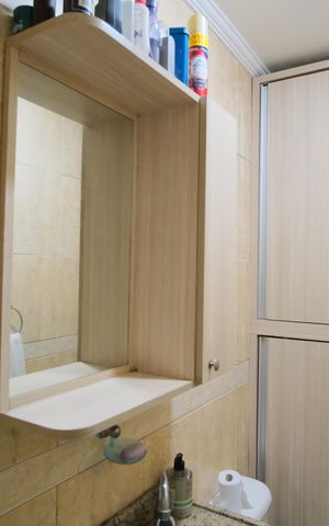 Casa à venda com 240m², 3 quartos e 2 vagasLavabo