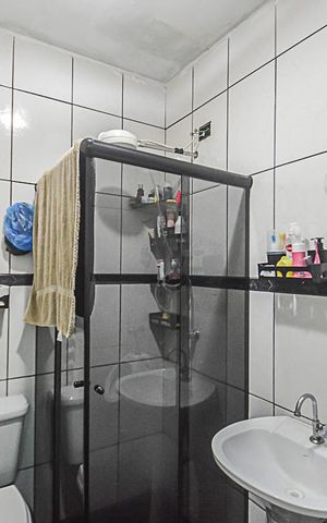 Casa à venda com 150m², 2 quartos e 1 vaga Casa à venda com 150m², 2 quartos e 1 vagaBanheiro