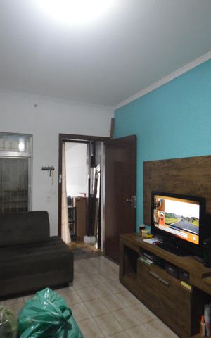 Casa à venda com 150m², 2 quartos e 1 vagaSala