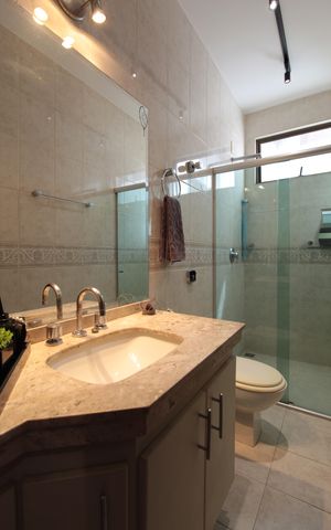 Casa à venda com 900m², 5 quartos e 3 vagasBanheiro Social
