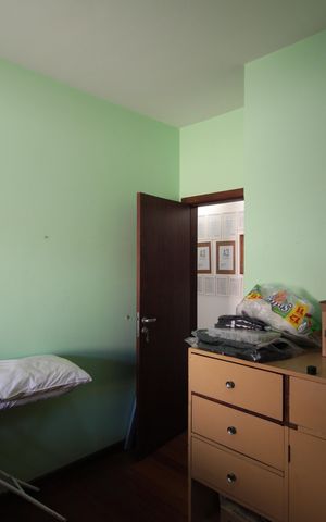 Casa à venda com 900m², 5 quartos e 3 vagasQuarto 3