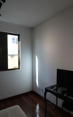 Casa à venda com 900m², 5 quartos e 3 vagasQuarto 1
