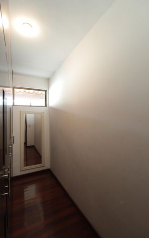 Casa à venda com 900m², 5 quartos e 3 vagasCloset da Suite
