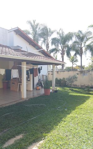 Casa à venda com 900m², 5 quartos e 3 vagasÁrea Externa
