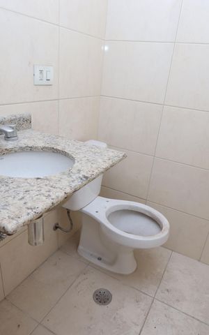 Apartamento à venda com 53m², 2 quartos e 1 vagaBanheiro Social