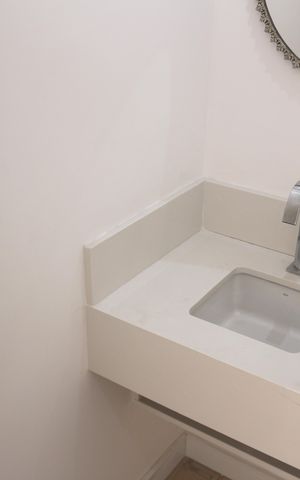 Apartamento à venda com 255m², 4 quartos e 3 vagasLavabo 2