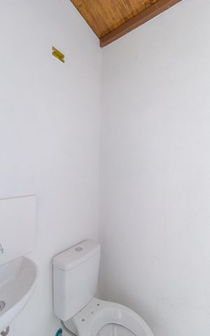 Casa para alugar com 35m², 1 quarto e sem vaga Casa para alugar com 35m², 1 quarto e sem vagaBanheiro